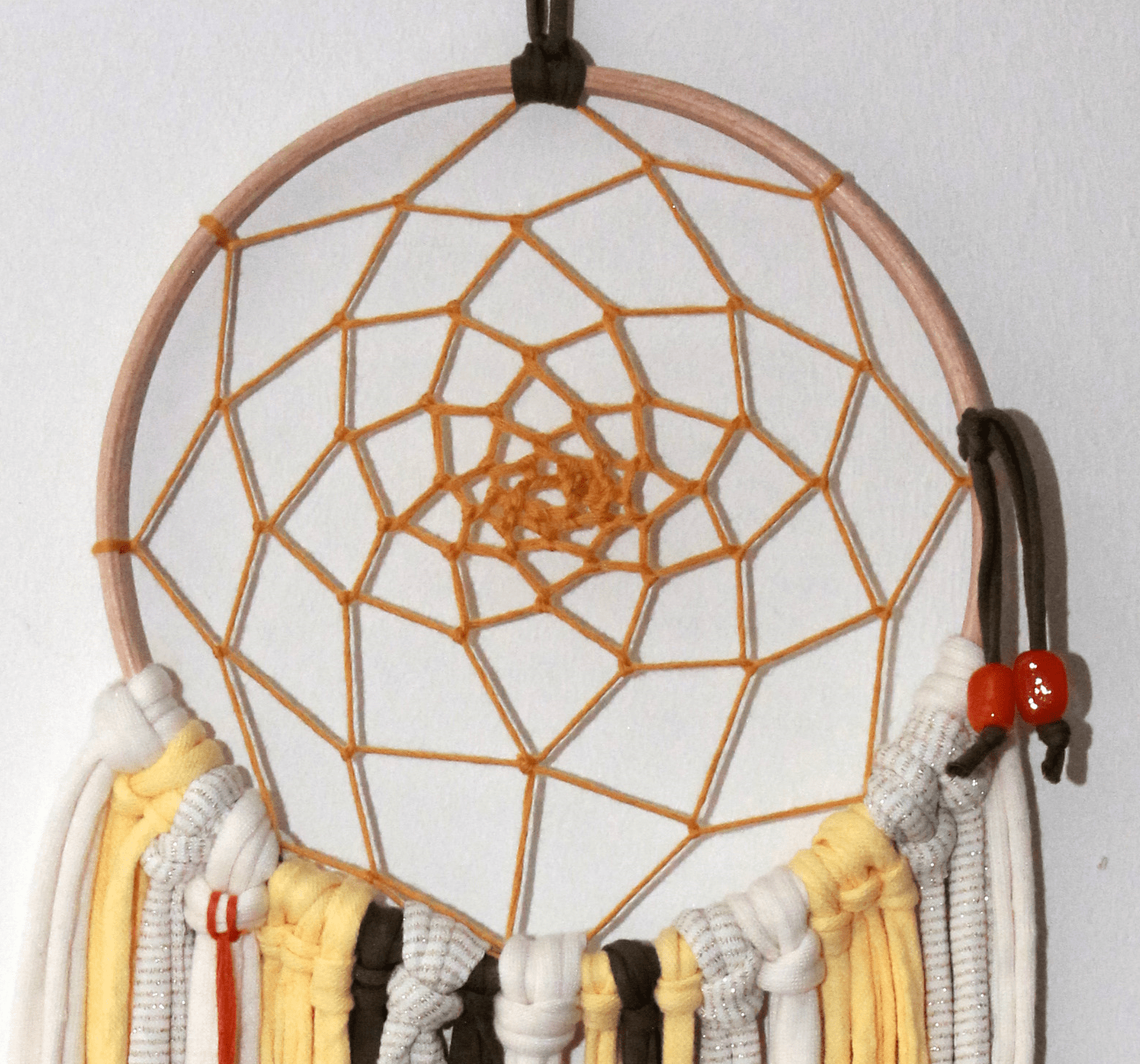 Artesanas / ilO handmade / Atrapasueños LYRA (aro 17 cm.)