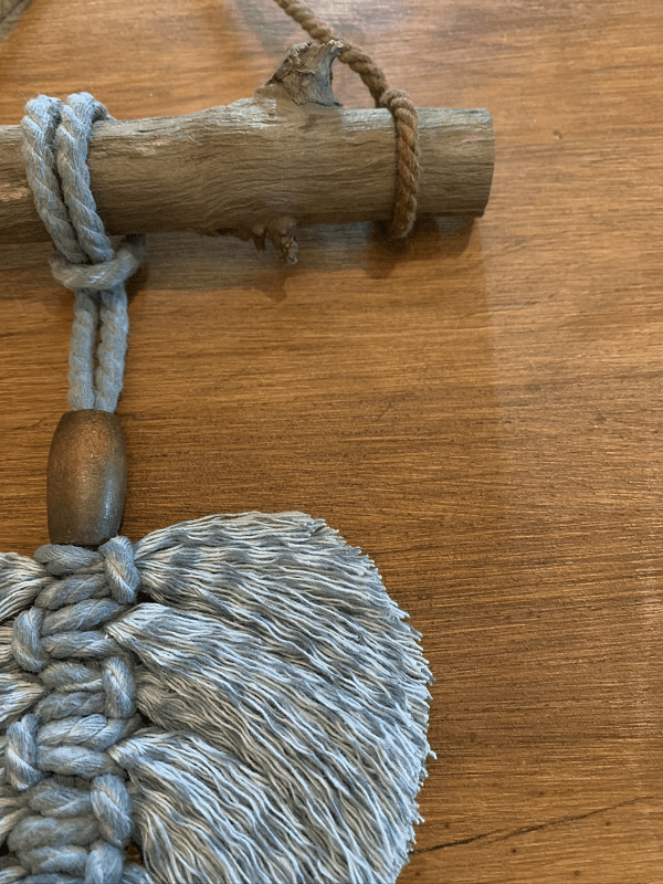 Artesanas / ilO handmade / Hoja Macramé Pequeña Azul Palma