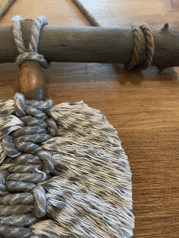 Artesanas / ilO handmade / Hoja Macramé Pequeña Gris