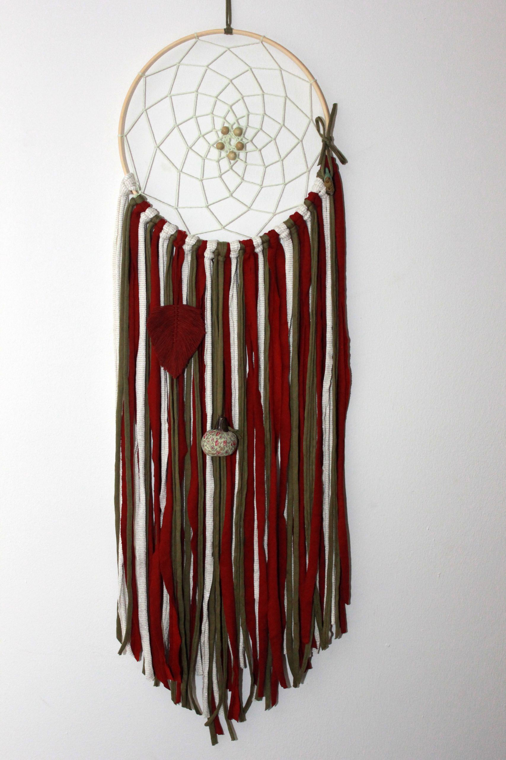 Artesanas / ilO handmade / Atrapasueños COLUMBA (aro 26 cm.)