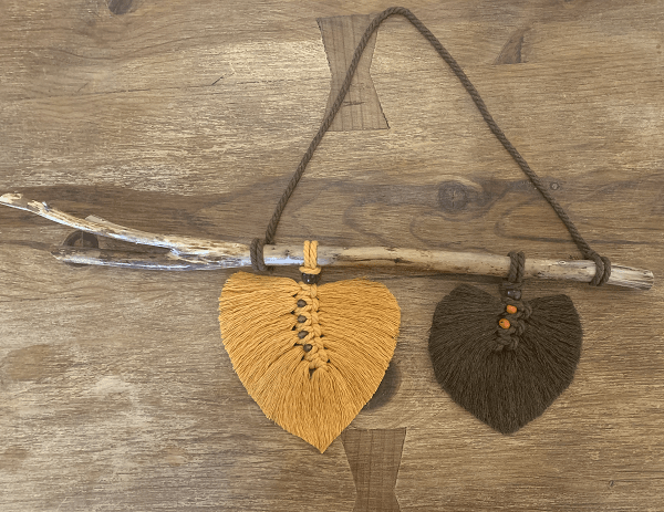 Hoja Macramé Dúo Mostaza Marrón